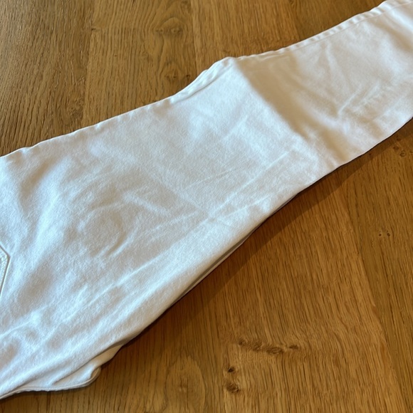 Uniqlo White Cotton Jeans - 36" Waist / 31" Inseam - Picture 3 of 12